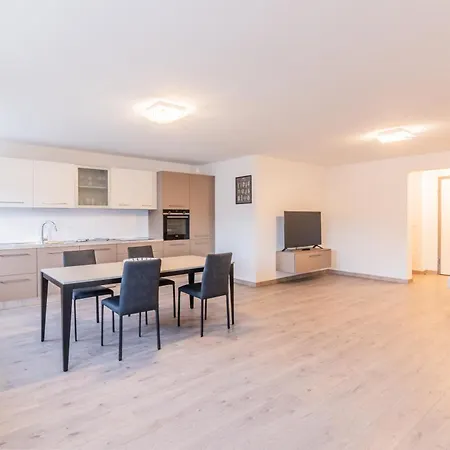 Villa Dei Venti North By Curtiaffitti