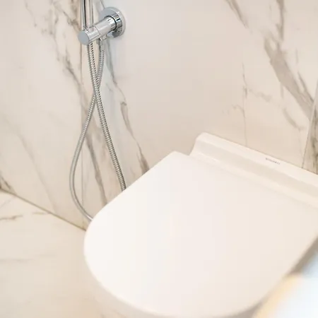 Dei Venti North By Curtiaffitti Pianello Del Lario