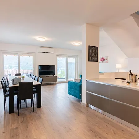 Dei Venti North By Curtiaffitti