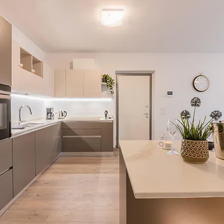 Dei Venti North By Curtiaffitti