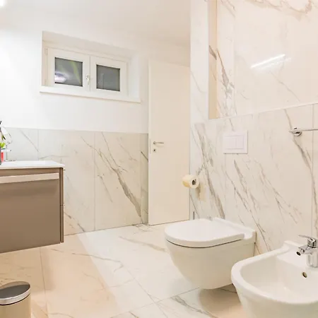 Villa Dei Venti North By Curtiaffitti Pianello Del Lario